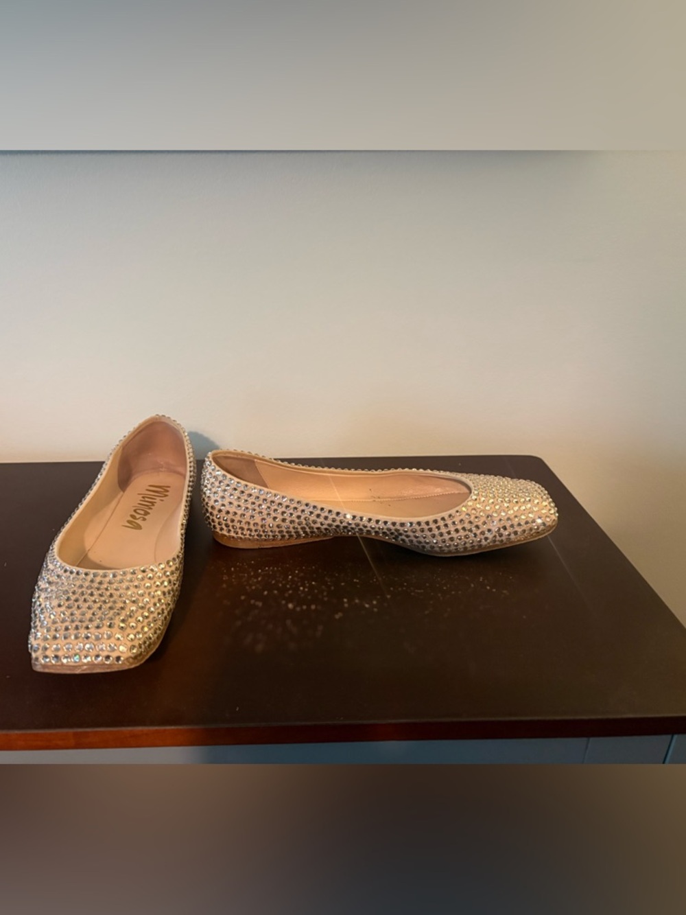 Nude Crystal-Embellished Women's Ballet Flats - Picture 3 of 6